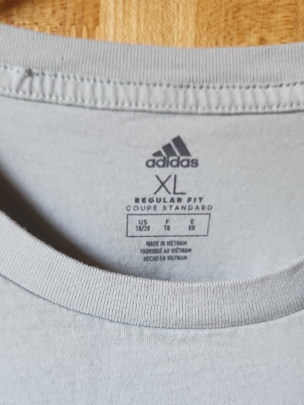 adidas Light Gray Long-Sleeve Tee with Camo Logo, Sz 18-20 - Picture 3 of 10